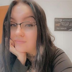 Meet your Posher, Erika